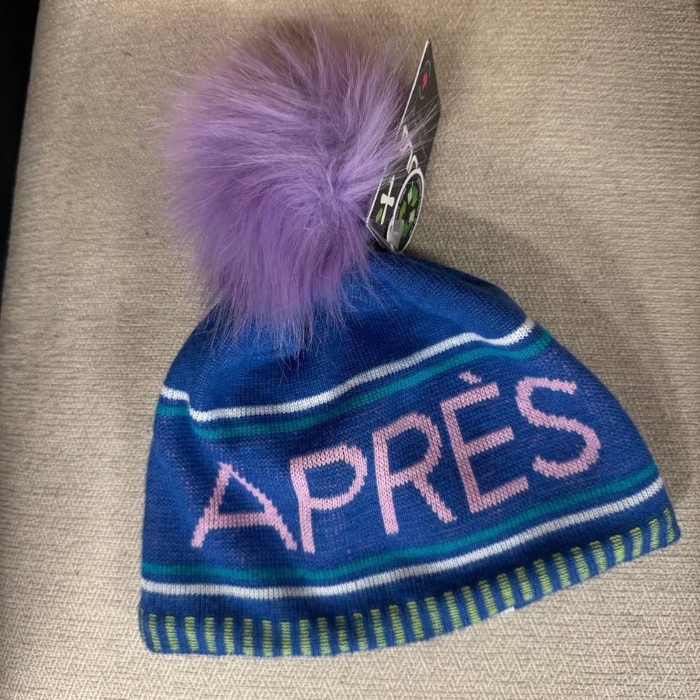 NWT Bula Après Ski Beanie